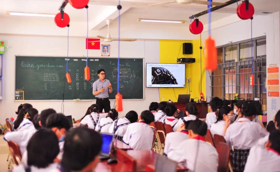 Lớp học kèm 1 thầy 1 trò